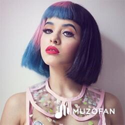 Melanie Martinez - Show & Tell