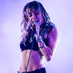 Miley Cyrus - Flowers